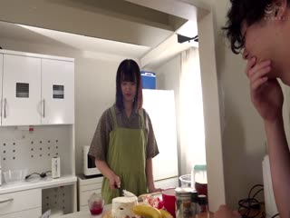 DVMM-050 キスから始まる禁断の恋 就職活動で上京してきた従姉妹と四六時中キスをして中出しSEXをしまくっ